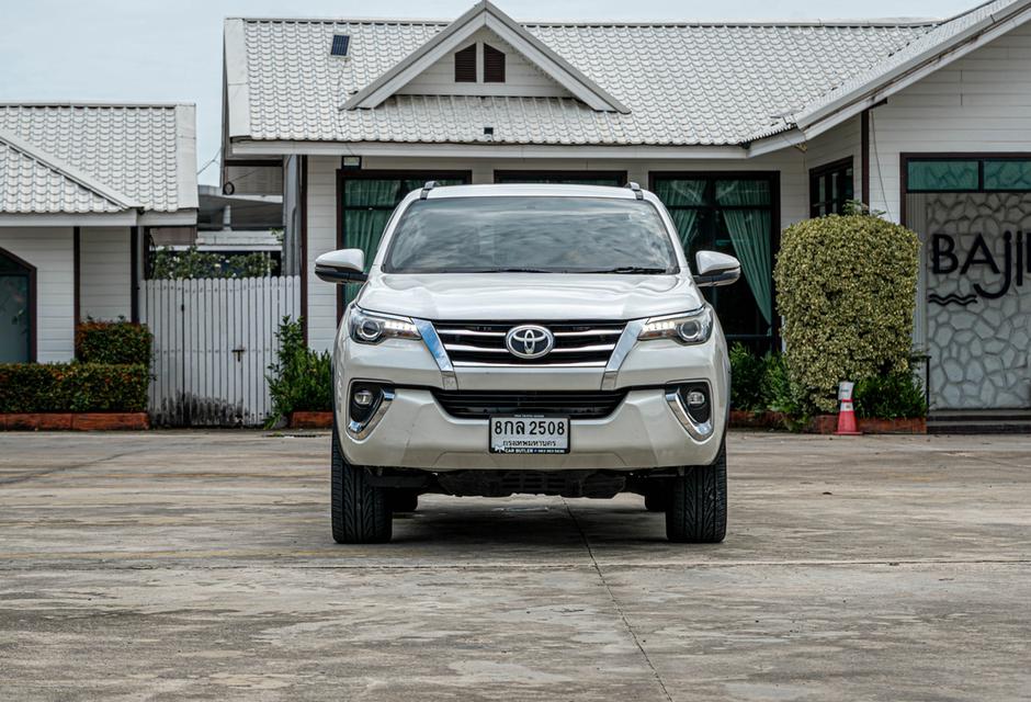 (แจ้งรหัสรถ CBL2508) 🚘Toyota FORTUNER 2.8 V 4WD SUV AT 2019 รูปที่ 3