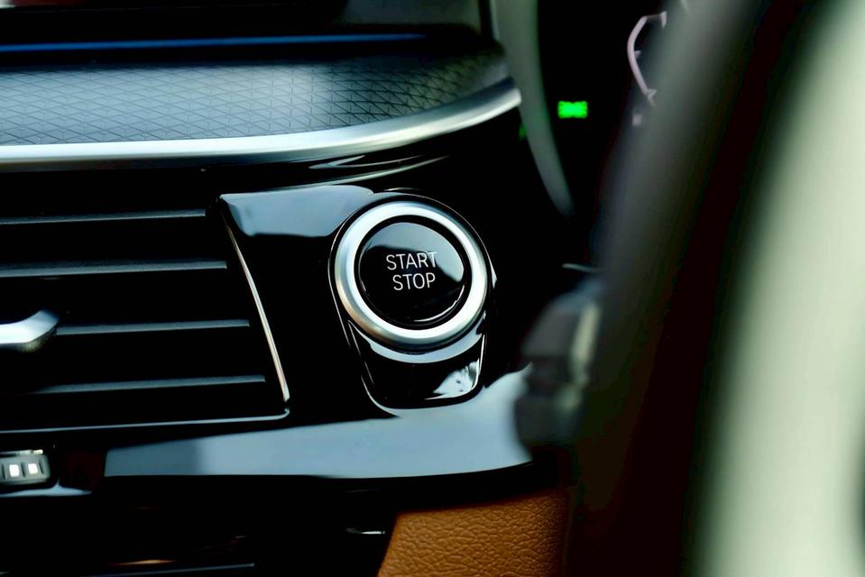 รหัสรถ PR530 Bmw G30 530e LCI M Sport Package ปี 2022 20