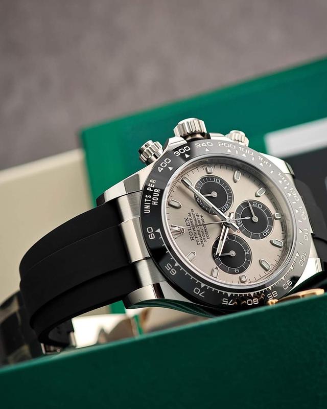 ขายนาฬิกา Rolex สายสีดำ