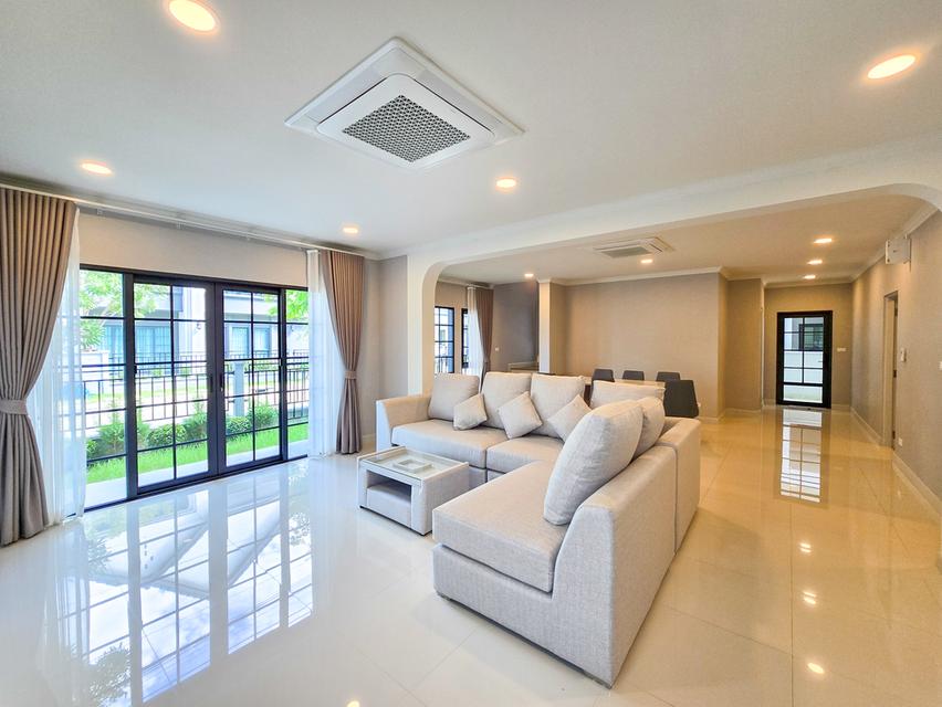 ให้เช่า บ้านเดี่ยว Centro บางนา🏡 แบบบ้านใหญ่สุดในโครงการ เฟอร์นิเจอร์ครบ หิ้วกระเป๋าเข้าอยู่ได้ทันที บ้านหันหน้าทิศเหนือ ฮวงจุ้ยดีเยี่ยม 10/10 3