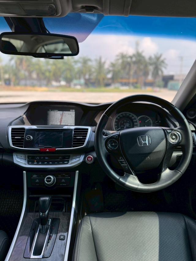 Honda Accord 2.0EL Navi 2016 AT สีขาว รูปที่ 14