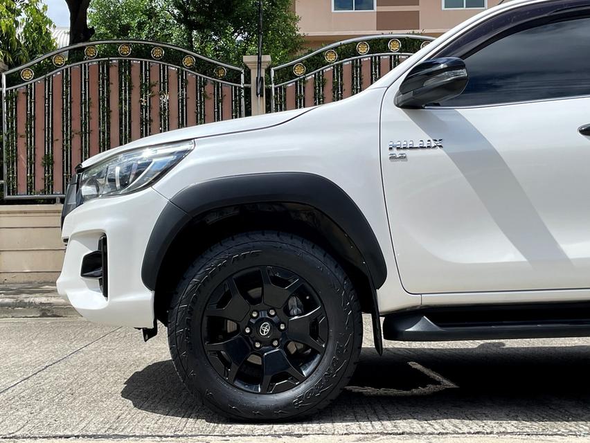 TOYOTA HILUX REVO DOUBLE CAB 2.8 G PRERUNNER ROCCO (MNC) ปี 2018 AUTO สภาพนางฟ้า 6