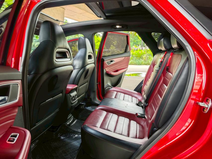 ขายรถ MG HS 1.5X Sunroof ปี 2020 สีแดง เกียร์ออโต้ 12