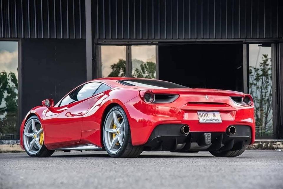 Ferrari 488 GTB ขายรถมือสอง ปี 2016 4