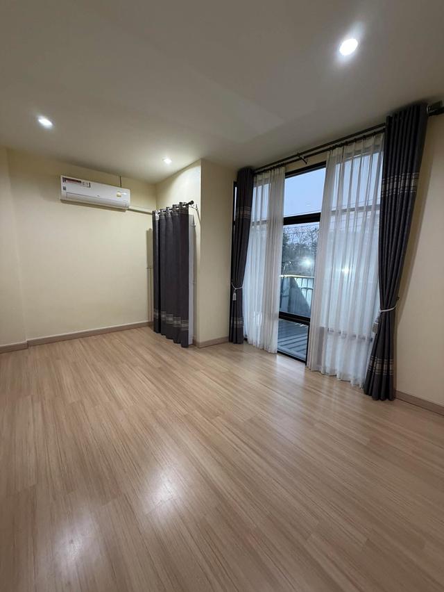 บ้านทาวน์โฮม2ชั้นใจกลางเมืองปราจีนบุรี 10