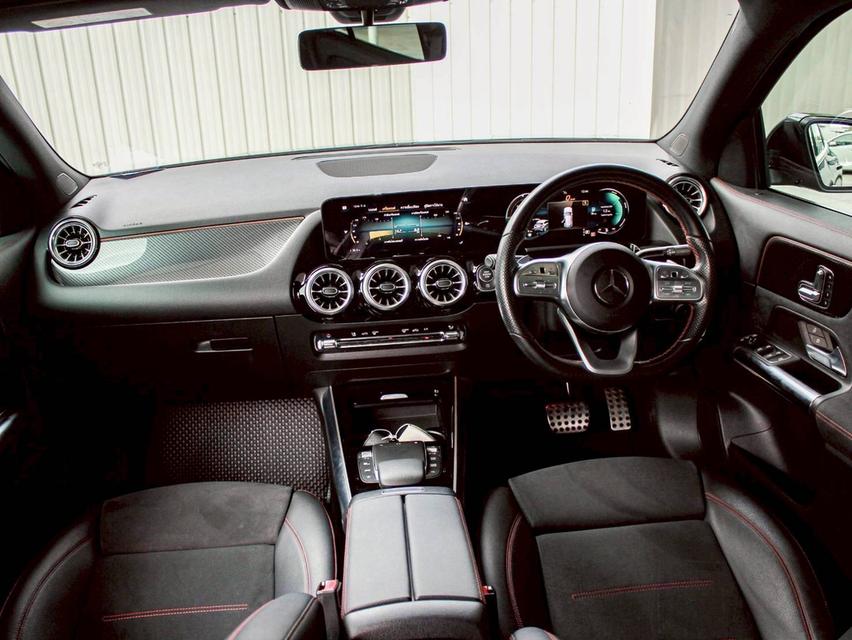 BENZ GLA200 AMG DYNAMIC ปี 2021  10