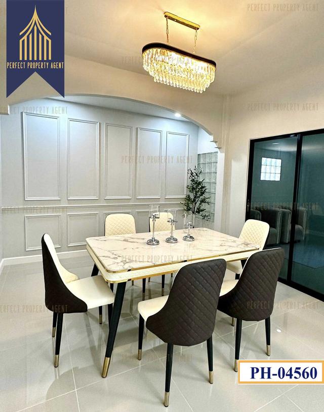 ขายบ้านเดี่ยวหลังมุม ฉัตรแก้ว ซอยเนินพลับหวาน แถมแอร์ เฟอร์นิเจอร์พร้อมเข้าอยู่ 8