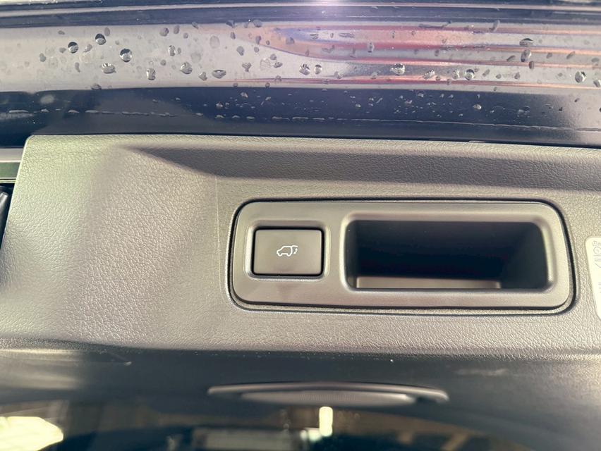 ขายรถ Toyota Fortuner 2.8 Legender 2WD ปี 2022 สีดำ เกียร์ออโต้ 19