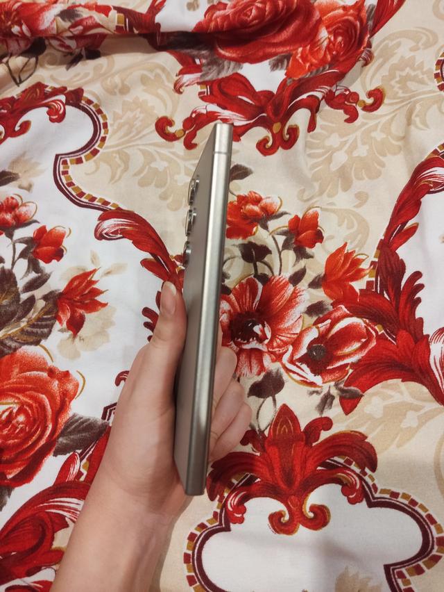 New Samsung S24 Ultra  3