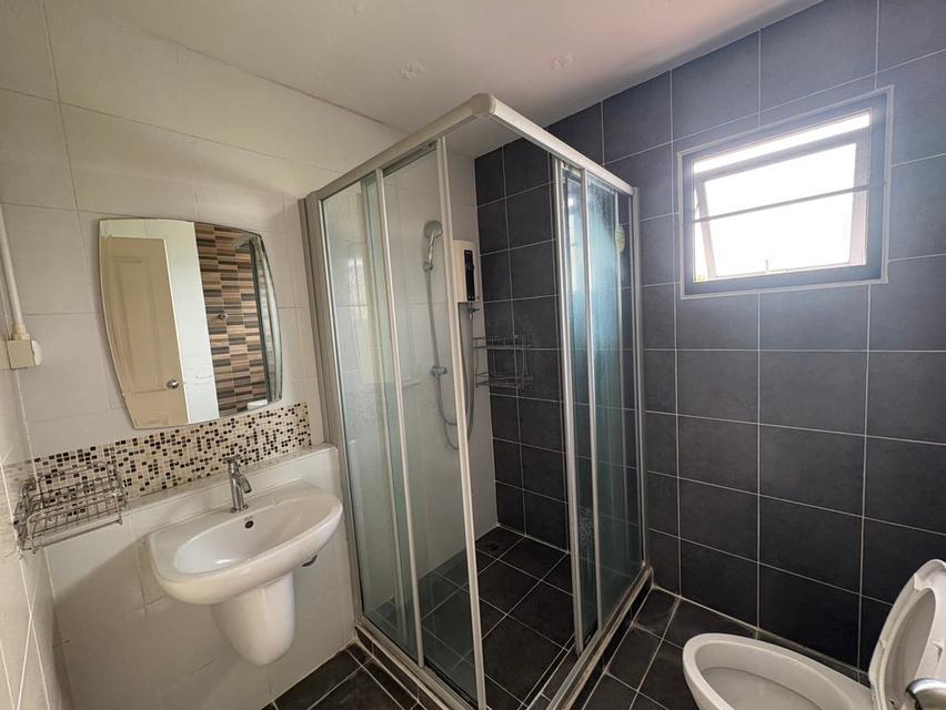 🏡✨ ให้เช่าบ้านเดี่ยว 2 ชั้นโคตรกว้าง! 4 ห้องนอน + คลับเฮ้าส์ + สระว่ายน้ำ ครบจบในที่เดียว 🤍 12