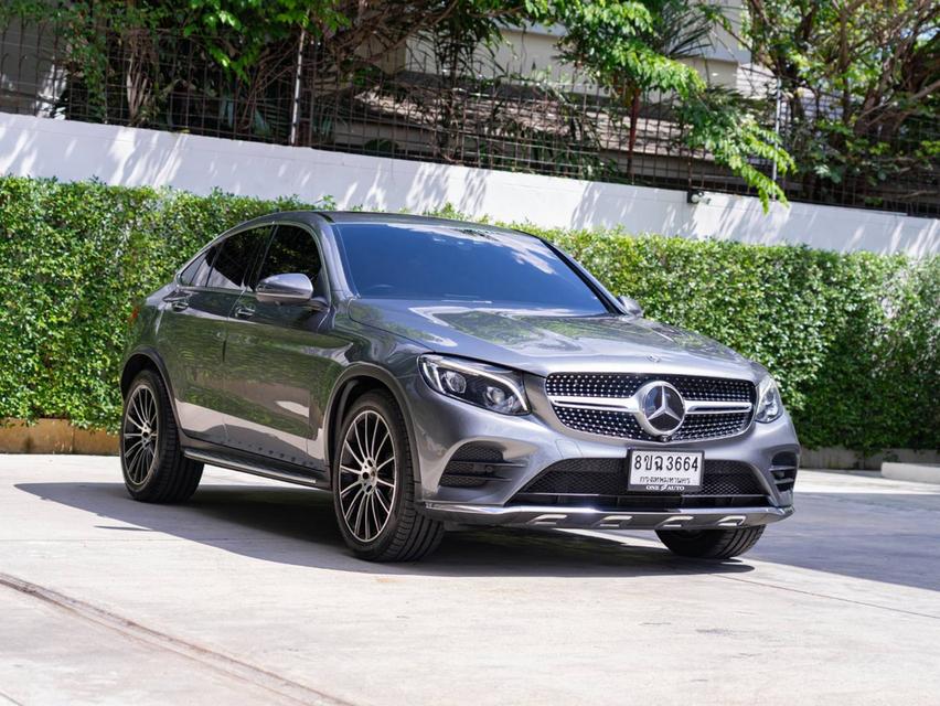 Mercedes-Benz GLC250 COUPE AMG PLUS 4MATIC (W253) ปี 2018 สีเทา รถบ้านเจ้าของเดียวยางใหม่ รูปย่อยที่ 3