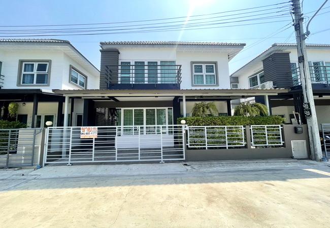 ขายบ้านแฝด หมู่บ้านรัชชาโกลด์ พระราม 5 เนื้อที่ 36.8 ตร.ว. บ้านสวย พร้อมอยู่ 1