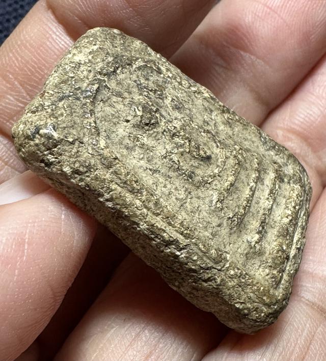 พระสมเด็จ เนื้อเก่า ๆ