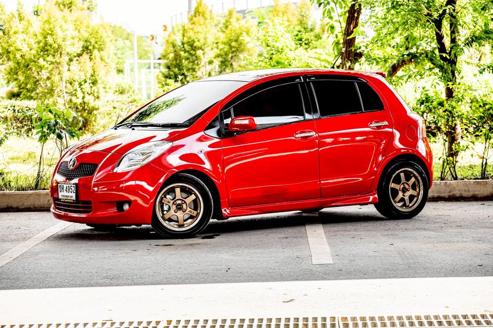 Toyota Yaris 1.5E ปี 2006 เกียร์ Auto สีแดง  10