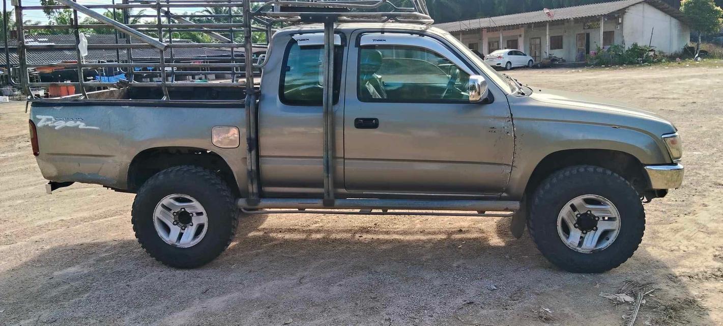 รถยนต์มือสอง 8