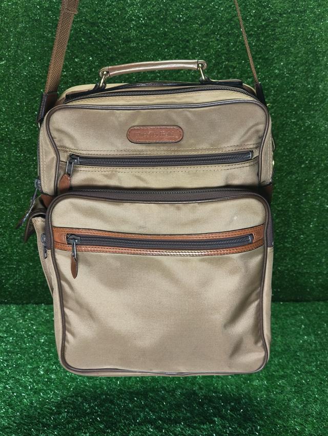 Chesterfield Crossbody bag