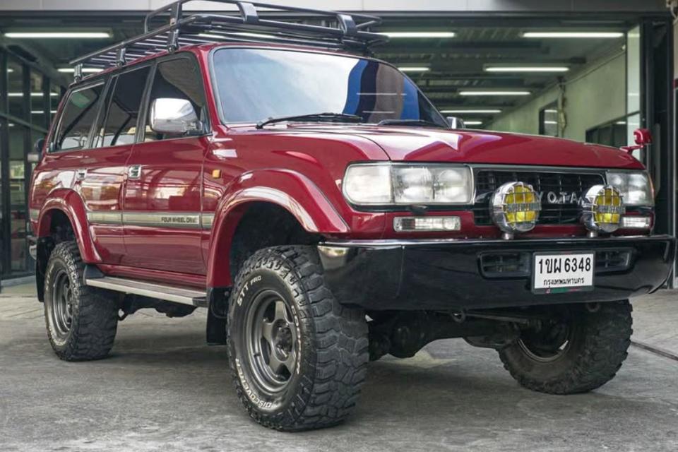 ขายรถ Toyota Land Cruiser สีแดง 9