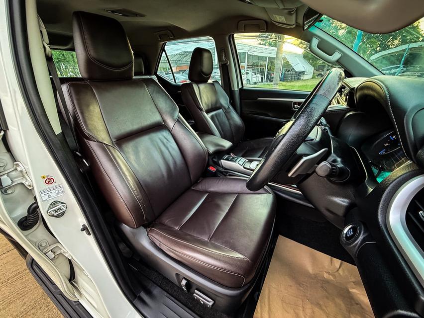 Fortuner 16