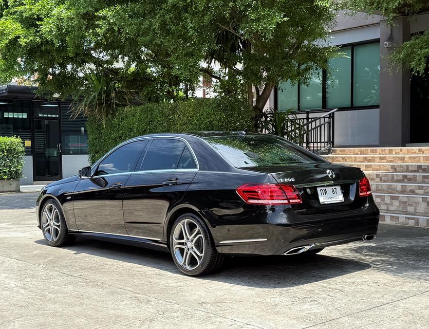 2016 BENZ E 200 EDITION E รถออกศูนย์ BENZ THAILAND รถวิ่งน้อย เข้าศูนย์ตามระยะ รถไม่เคยมีอุบัติเหตุครับ 6