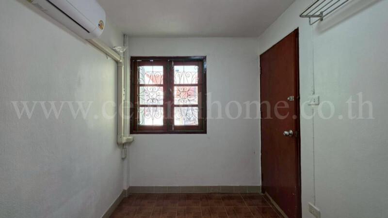 ทาวน์เฮ้าส์ เจริญทรัพย์ เทพารักษ์ รีโนเวทต่อเติมแล้ว พร้อมเข้าอยู่ ราคาถูก 17