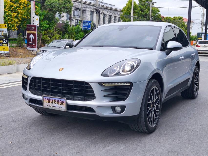 รหัสรถ KPV8866 PORSCHE MACAN 2.0 PDK 2018