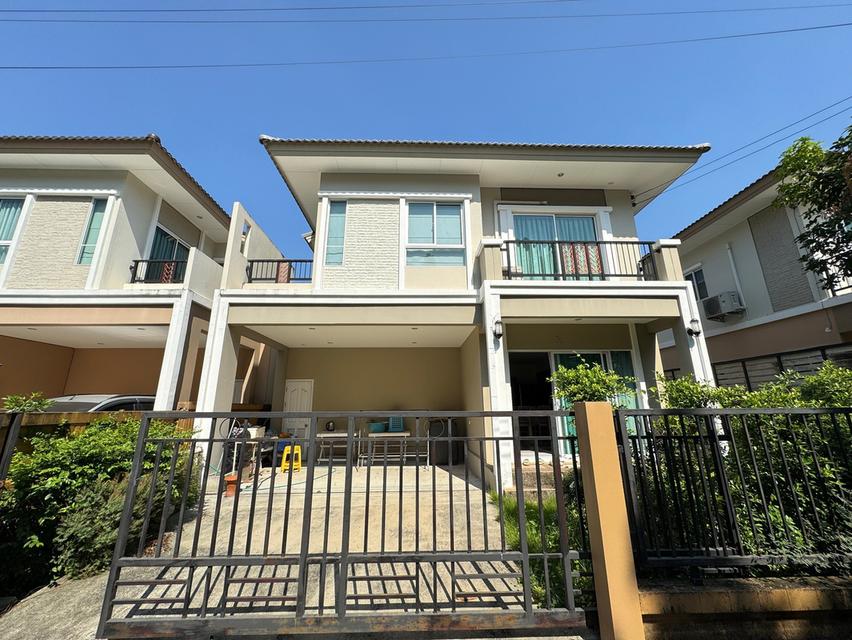 ขายบ้านแฝดมือสองนนทบุรี โครงการ ภัสสร ไพรด์ ปิ่นเกล้า-วงแหวน (Passorn Pride Pinklao-Wongwaen) เนื้อที่ 38.5 ตร.ว. หน้าบ้านไม่ชนใคร 1