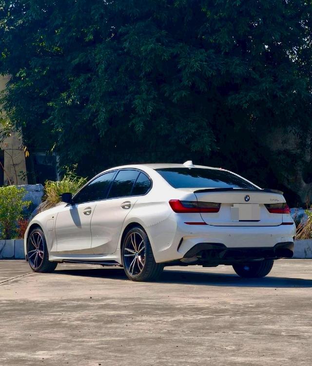 BMW 330e m sport 2020 รูปที่ 4