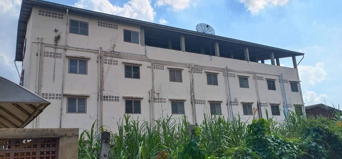 Apartment building อาคารที่พัก 2