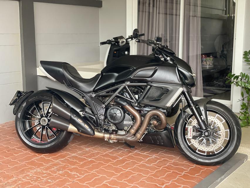 Ducati Diavel1200 9