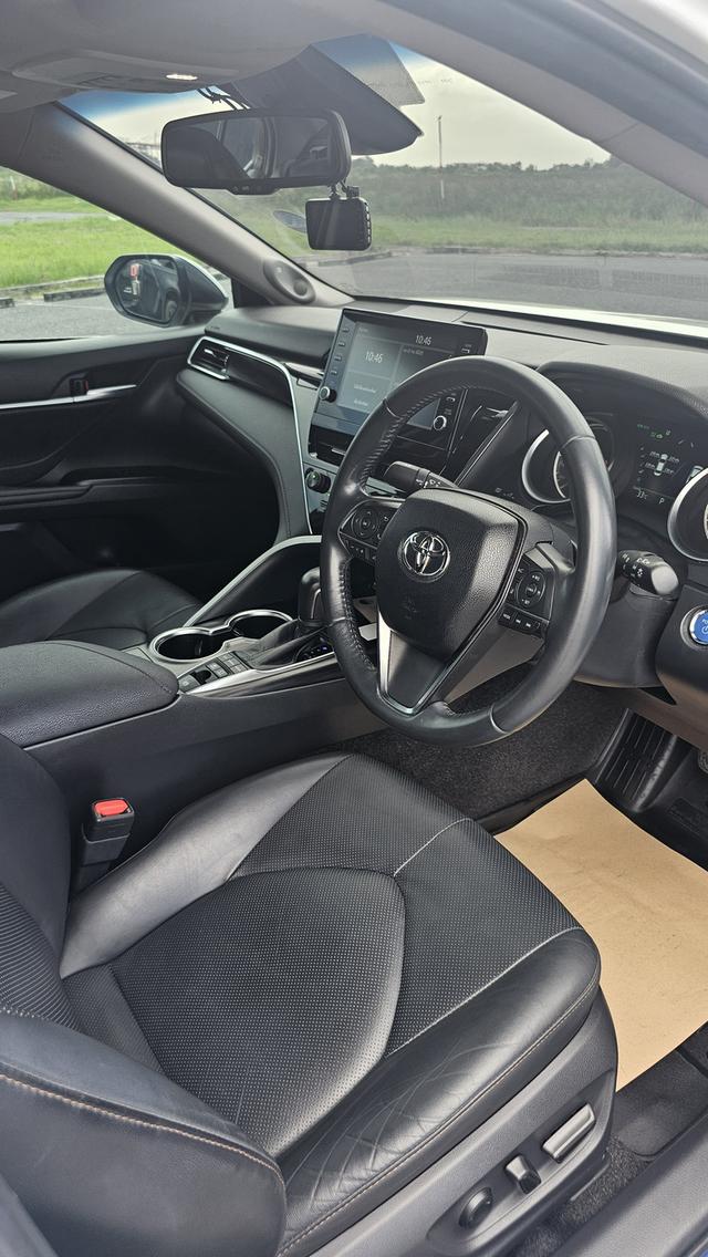 Toyota camry 2.5 HEV Premium Luxury 2022 12
