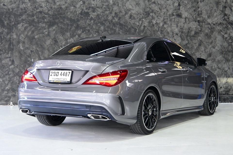 (แจ้งรหัสรถ JRS4487) ⚡ 🚘 BENZ CLA 250 AMG NIGHT EDITION ปี 2019รถมือเดียวป้ายแดง ประวัติศูนย์ทุกระยะ รูปที่ 8