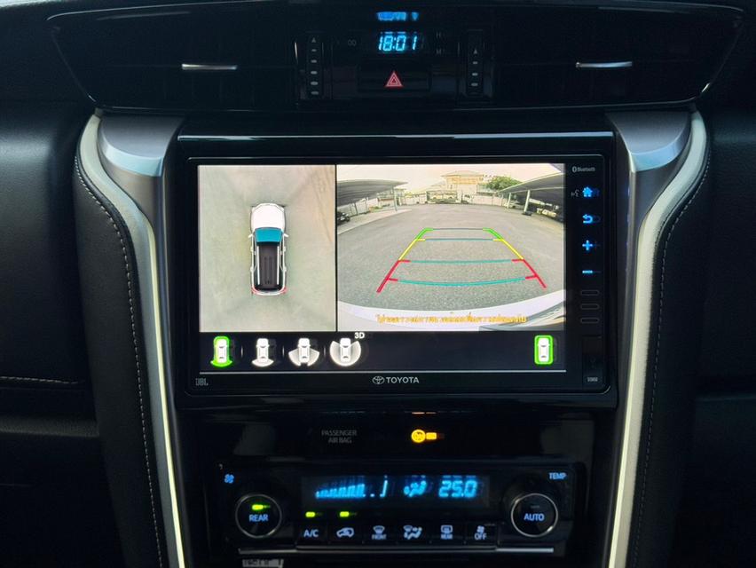 TOYOTA FORTUNER Wagon 4dr Legender 7st Auto 6spRWD 2.8DCT 4WD Y2021 สีขาว ออโต้  15