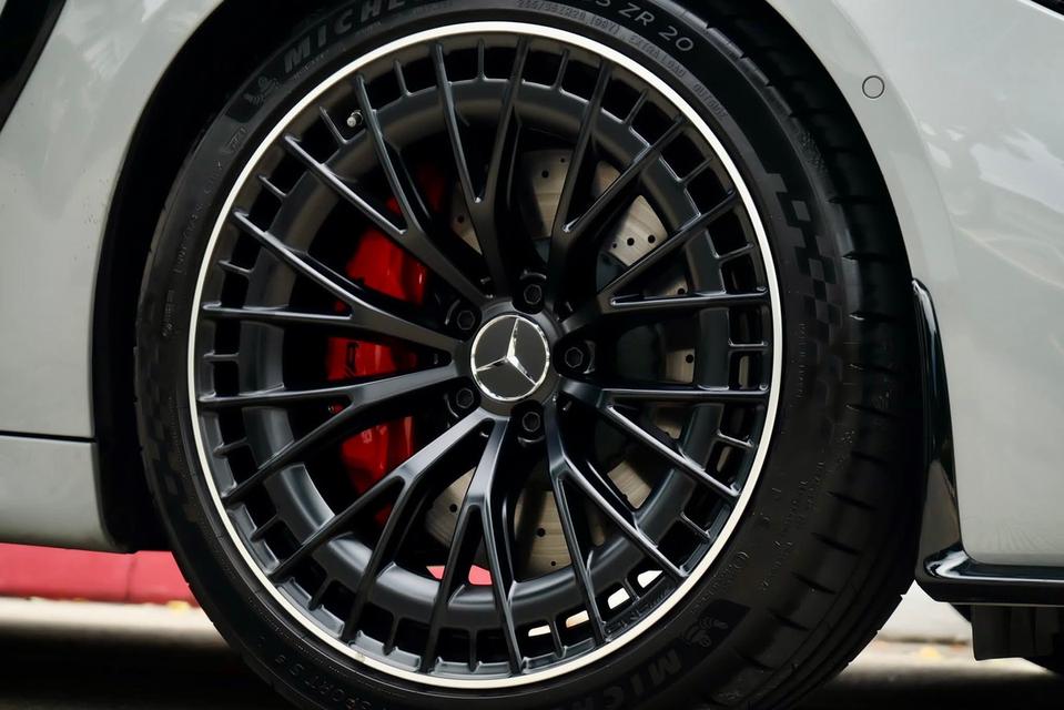 CLE 53 AMG 10