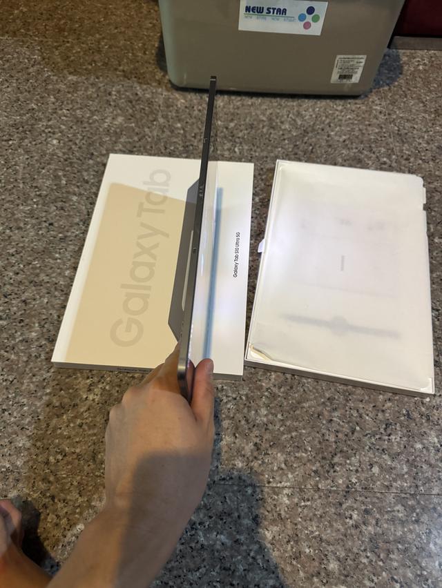 ขายๆๆๆถูกSamsungTabS10Ultra5Gสีใหม่MoonStone Gray 512กิ๊กRam12 LTE ใส่ซิมได้ ยกกล่องอีมี่ตรงอุปกรยังไม่แกะใช้เลยคับใหม่มากกสูนTrueสภาพสวยการใช้งานดีเย รูปที่ 5
