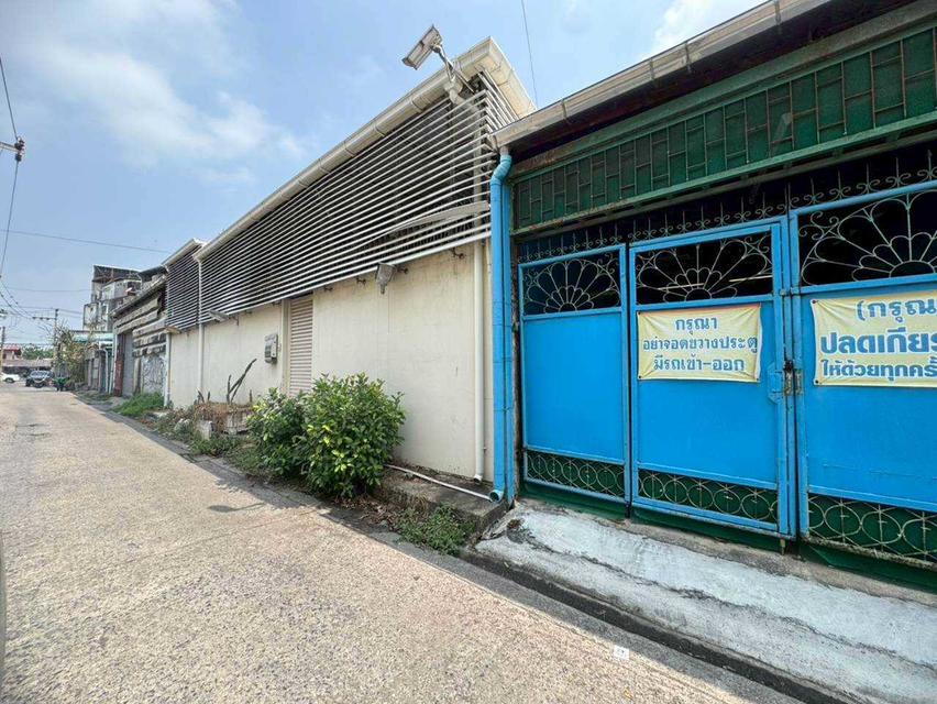 ให้เช่าอาคาร 2 ห้อง 3 ชั้นครึ่ง + ดาดฟ้า ทำเลทอง ลาดพร้าว 71 (ตรงข้ามตลาดนัด ใกล้ป้ายรถเมล์) (N.1723) 20