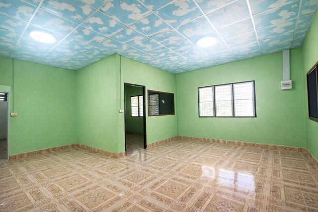 โรบินสัน บ้านเดี่ยวชั้นเดียว 2 หลัง ติดไทวัสดุ ฉะเชิงเทรา 600ม. 3นอน 3น้ำ ตลาดโสธร 1.2 กม. 299 ตร.ว. 6 คัน ถ.ฉะเชิงเทรา- 8