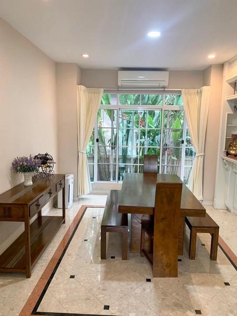 ให้เช่าบ้านเดี่ยว 2 ชั้น 94 ตรว. 4 ห้องนอน หมู่บ้าน นันทวัน สวนหลวง ร.9 ซอยเฉลิมพระเกียรติ 62 เฟอร์พร้อมเข้าอยู่ ใกล้สวน 2
