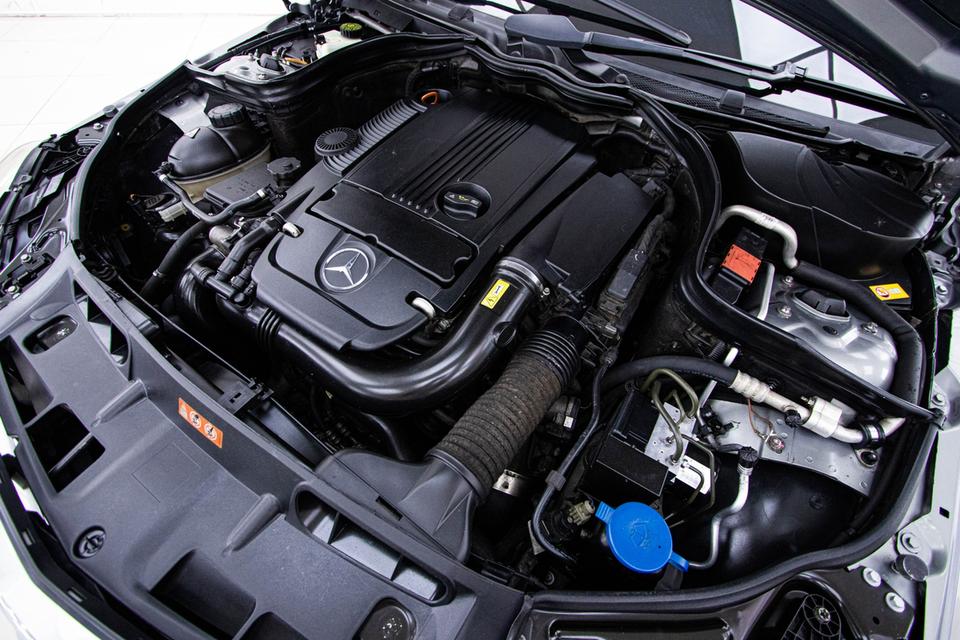 BENZ C-CLASS C200 CGI BE W204 2013  15