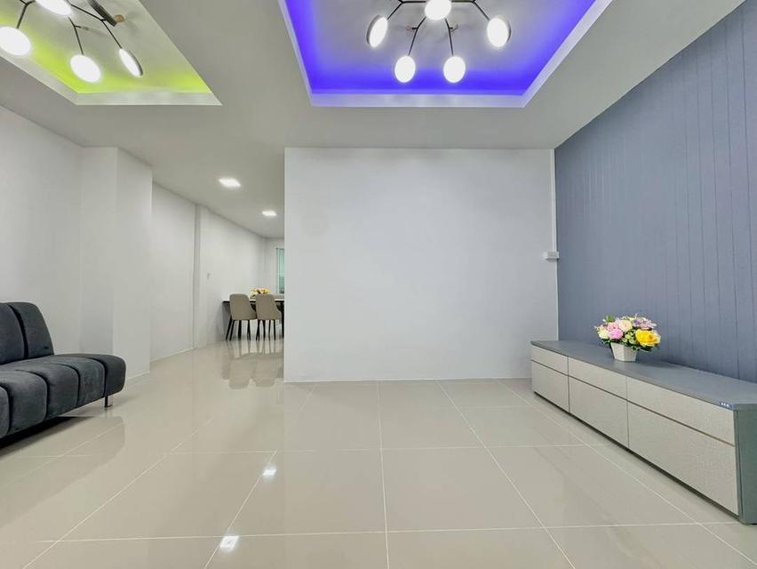 หมู่บ้านสรรทัศน์ธานี2 5