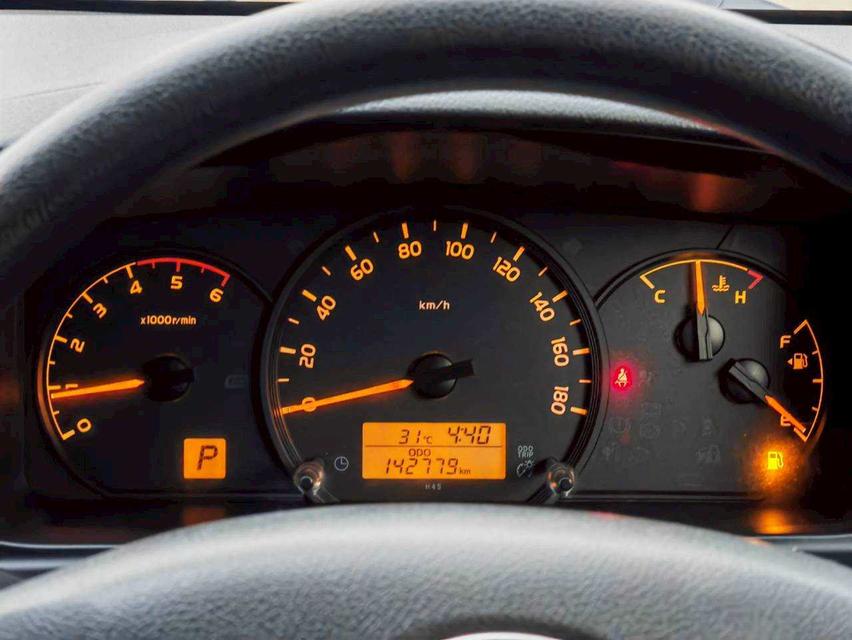 TOYOTA COMMUTER 3.0 ดีเซล