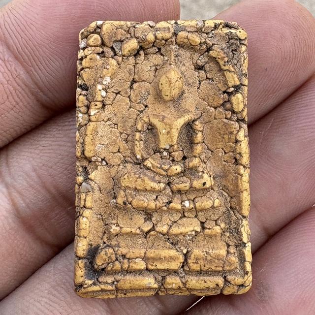 พระสมเด็จวัดระฆัง เนื้อขนมตุ๊บตั๊บ