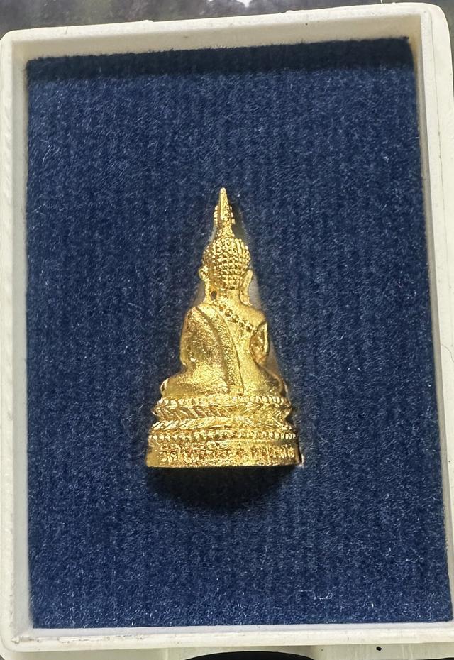 หลวงพ่อพระใส พิมพ์ชัยวัฒน์เล็ก รุ่นแผ่บารมี ปี58 วัดโพธิ์ชัย (สุดยอดประสบการณ์ฟ้าผ่าไม่ตาย) สภาพสวยพร้อมกล่องเดิม