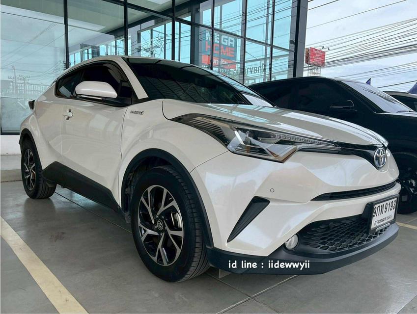 TOYOTA CHR 1.8 HV MID Hybrid ปี 2019