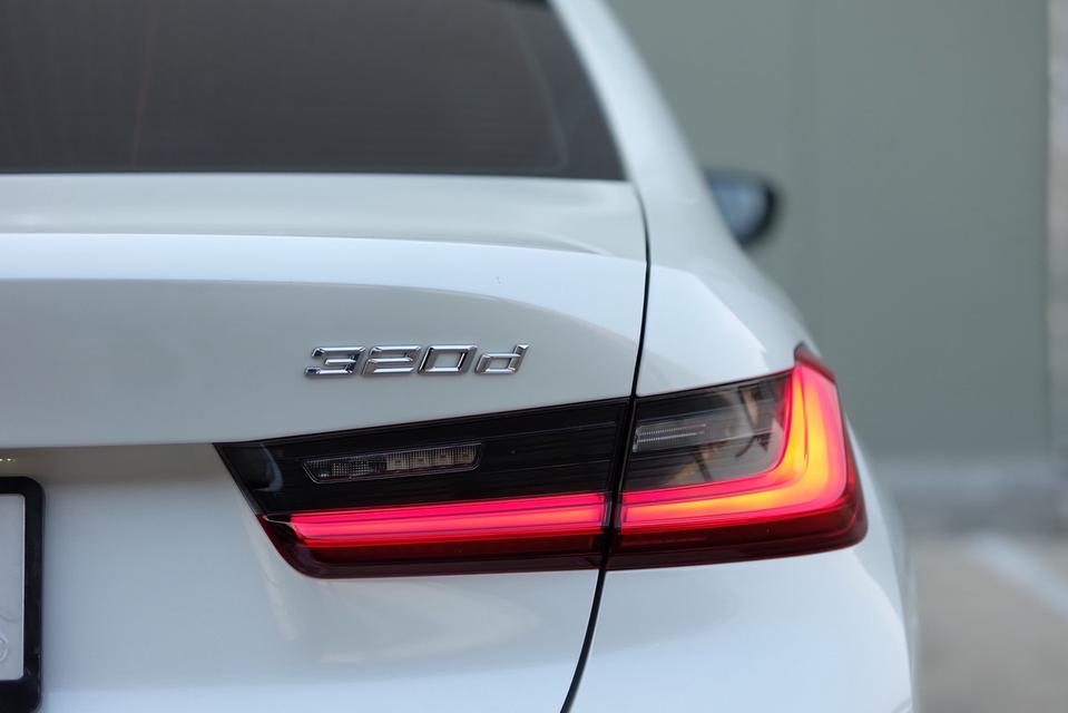 BMW 320d Sport G20 ปี 2020 มือเดียวป้ายแดง ไม่เคยเกิดอุบัติเหตุ เลขไมล์ 110,000km แท้ รูปที่ 10