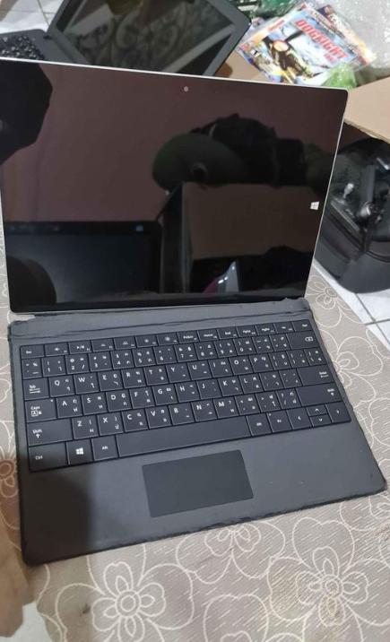 Microsoft Surface 3 4