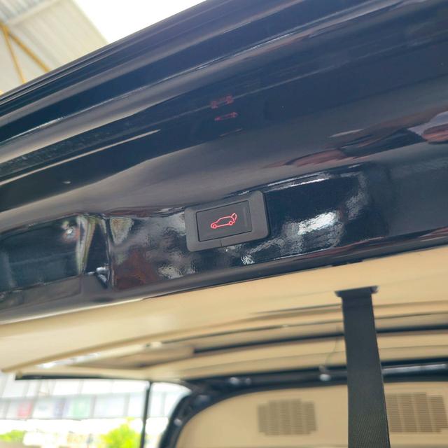 รหัสรถ BAC6787 🚐 New Toyota Commuter 2.8 (VIP) 6AT ปี 2020/21 สีดำ 17