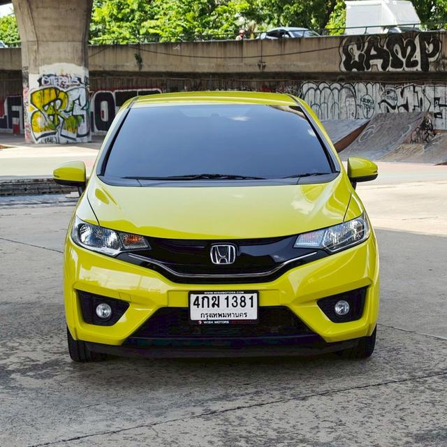 2015 Honda Jazz 1.5 SV AT รถสวย มือเดียว ป้ายแดง ไมล์น้อย รูปที่ 2
