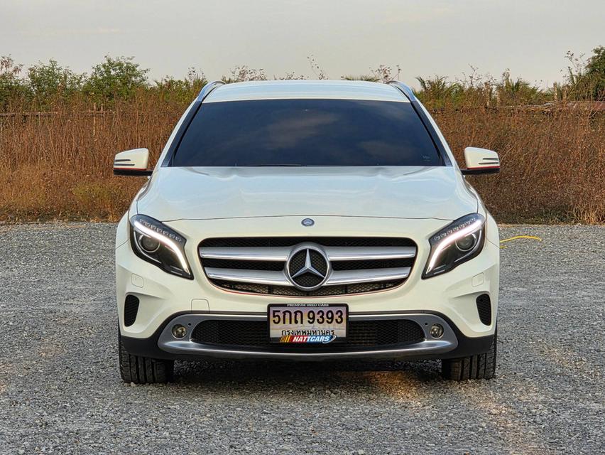 รหัสรถ NC9393 BENZ GLA200 Urban (W156) 2015