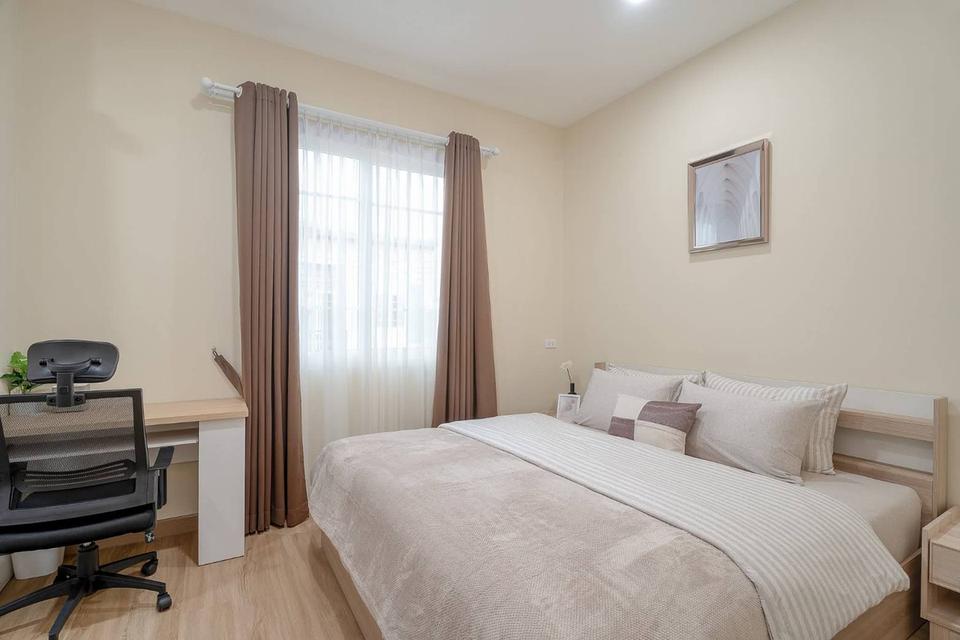 ให้เช่าบ้าน Golden Town ฟิวเจอร์ รังสิต หลังห้างฟิวเจอร์พาร์ค 4