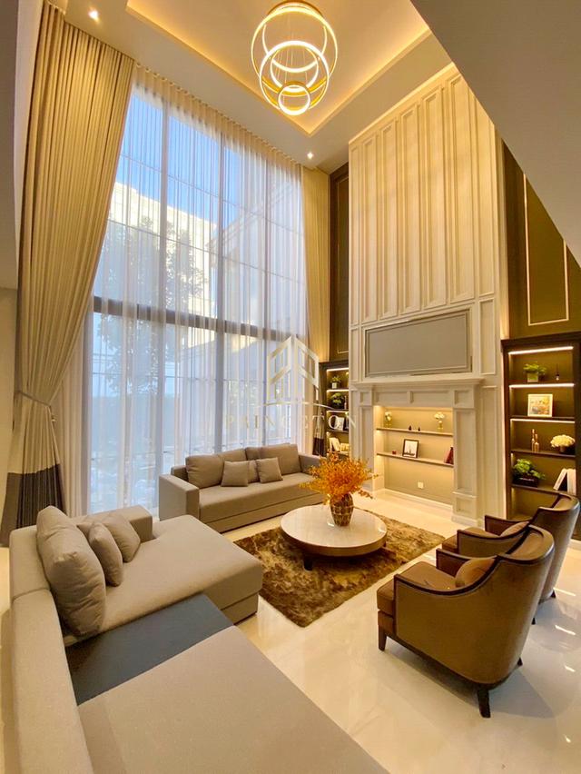 Luxury House For Sale or Rent Malton Gates Krungthep Kreetha 4